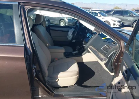 2019 Subaru Outback 2.5I Premium z USA, uszkodzony, nr VIN 4S4BSAFC3K3261596